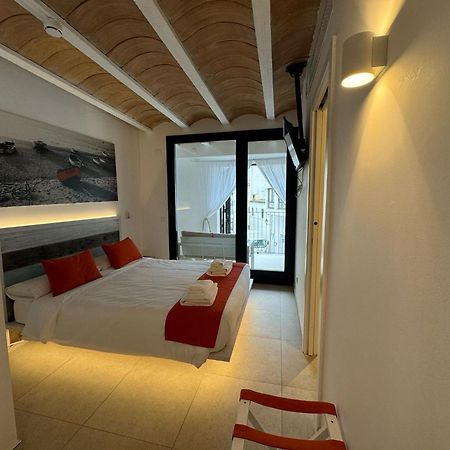 Hotel Boutique Es Blau Кадакес Екстериор снимка