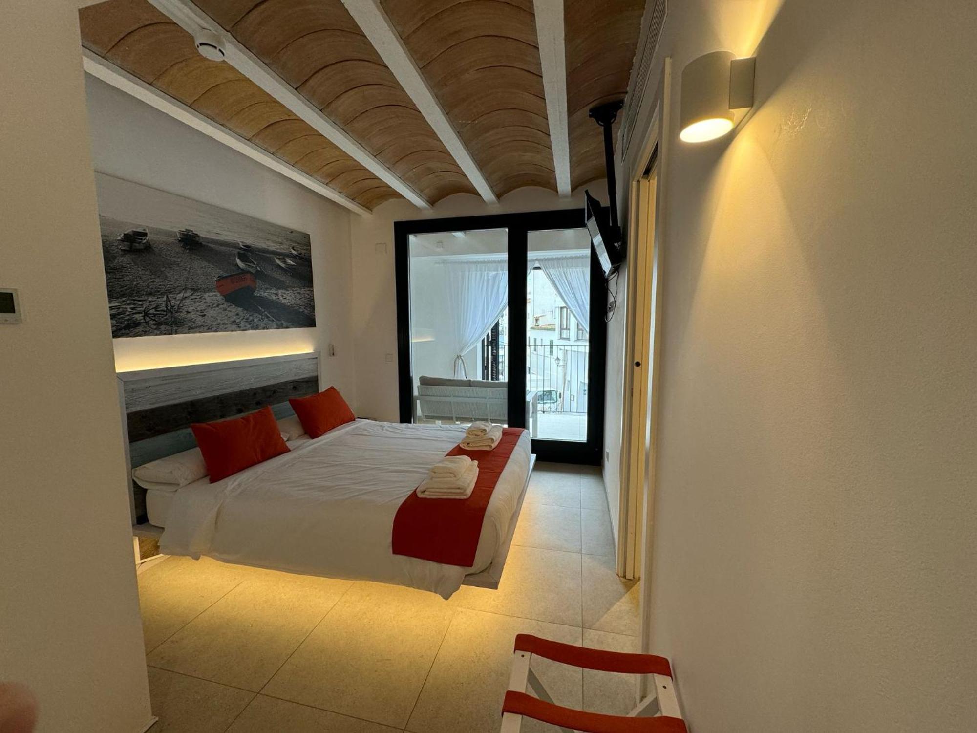 Hotel Boutique Es Blau Кадакес Екстериор снимка